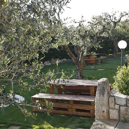 La Casa Del Nonno Bed & Breakfast Alberobello Eksteriør bilde