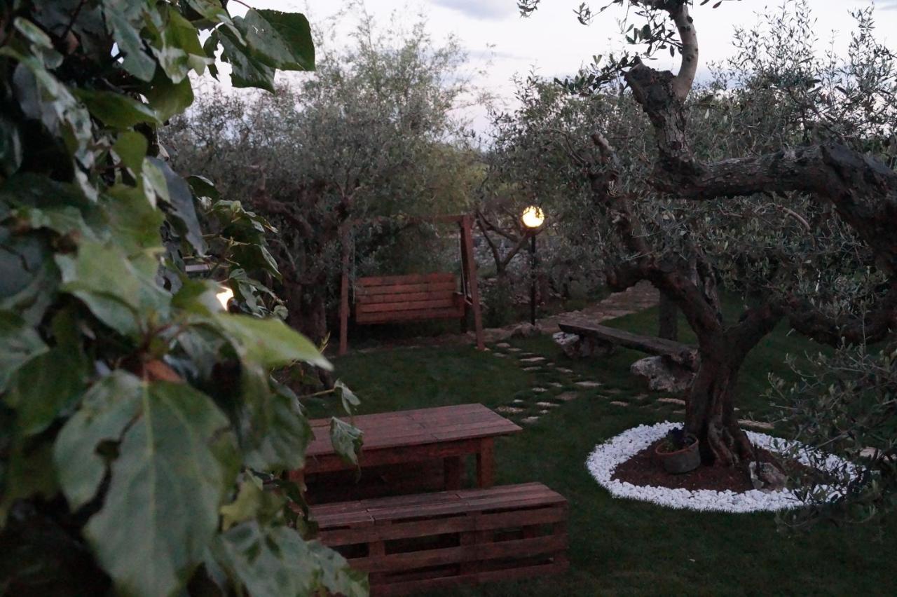 La Casa Del Nonno Bed & Breakfast Alberobello Eksteriør bilde